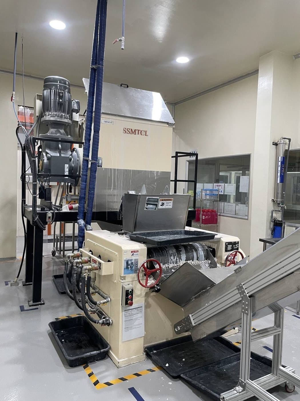 Powder pod packaging line