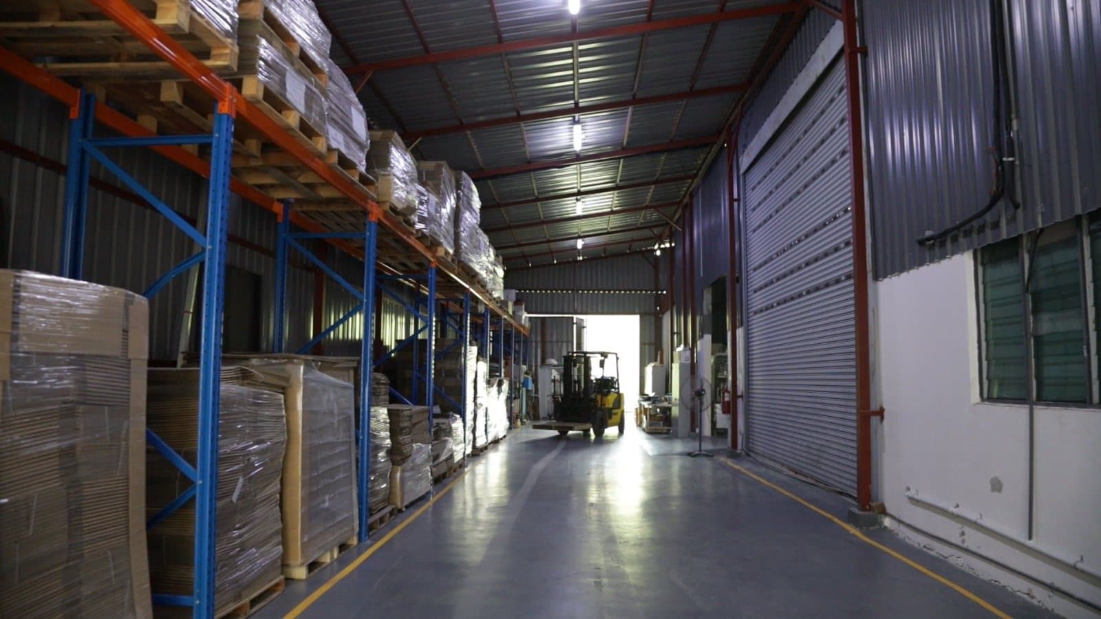 Warehouse storage